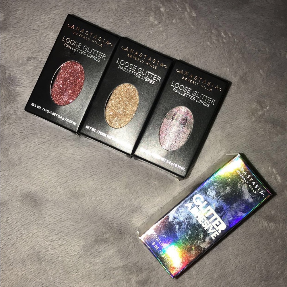 Anastasia Beverly Hills loose glitter